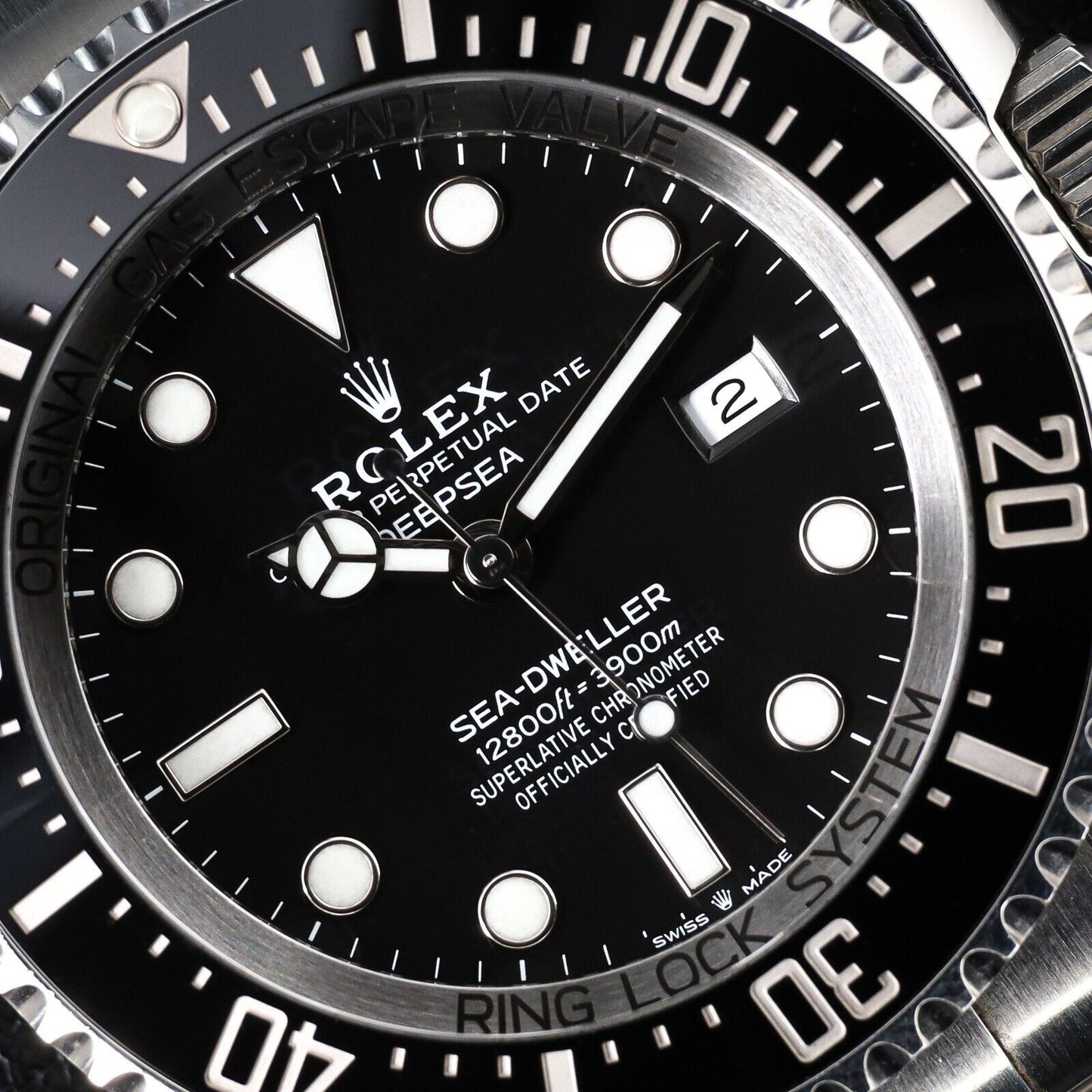 Rolex Sea-Dweller Silver Oyster Bracelet with Black Bezel-126660