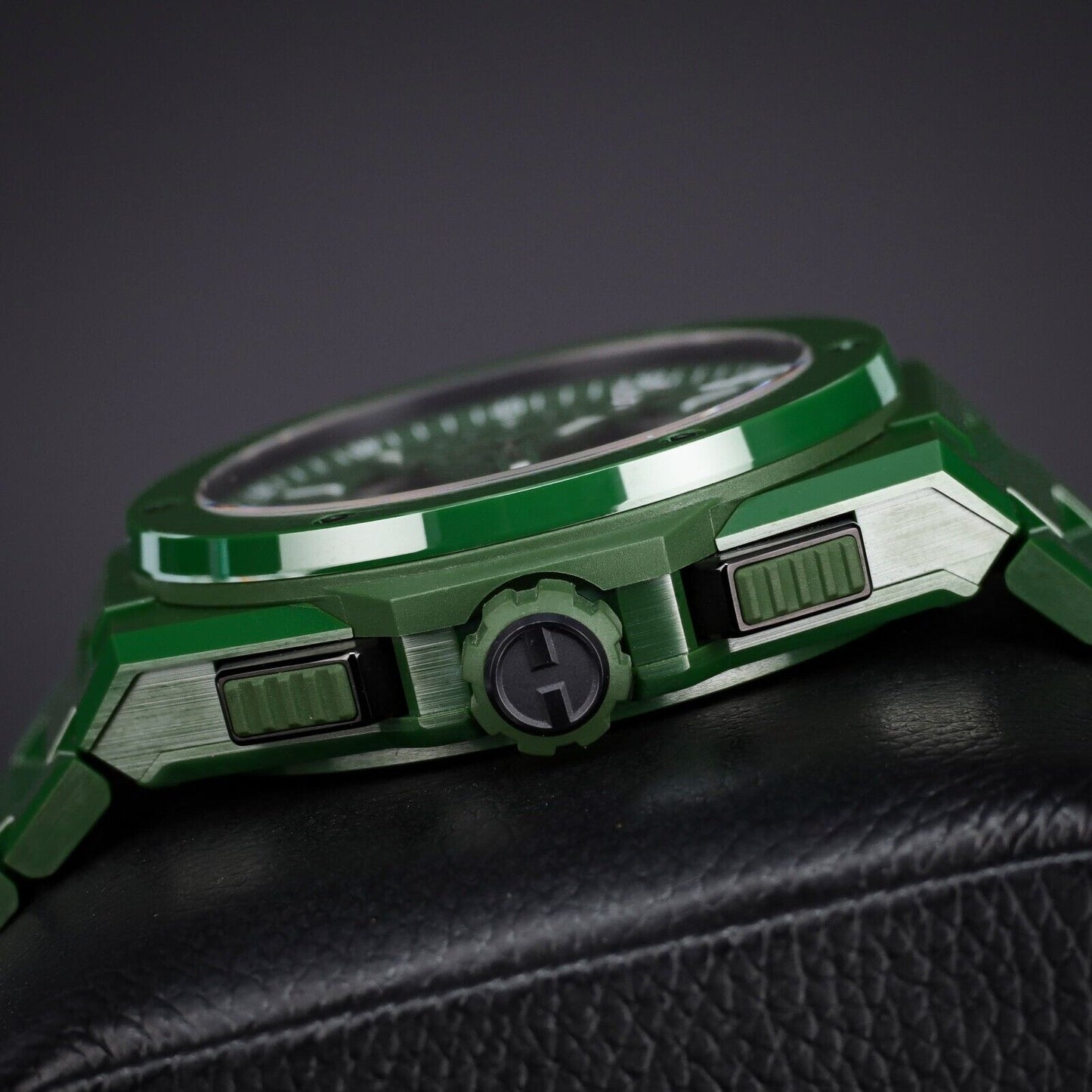 Hublot Big Bang 42 mm  Green Unico Integrated Ceramic Watch-451.GX.5220.GX