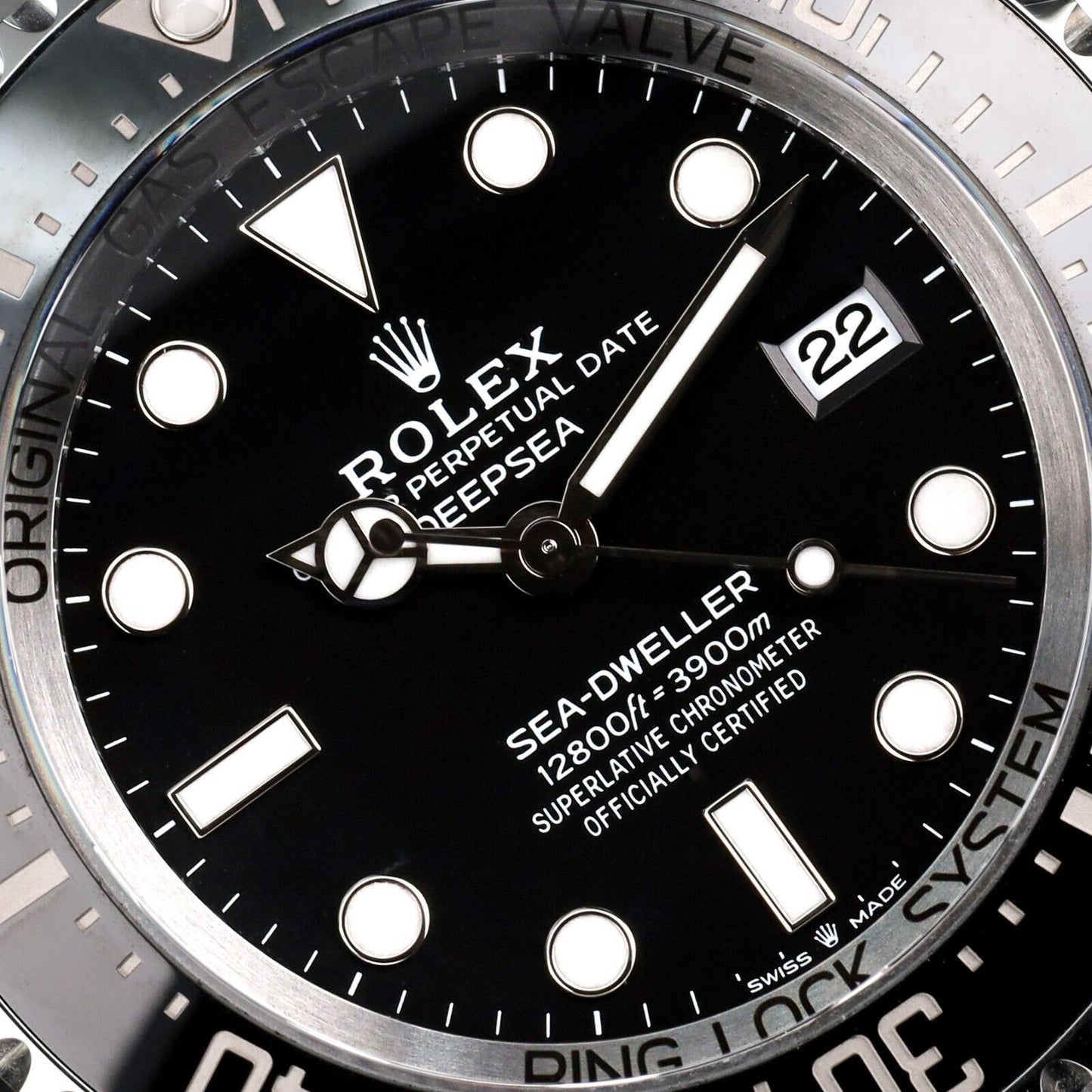 Rolex Sea-Dweller Silver Oyster Bracelet with Black Bezel-136660