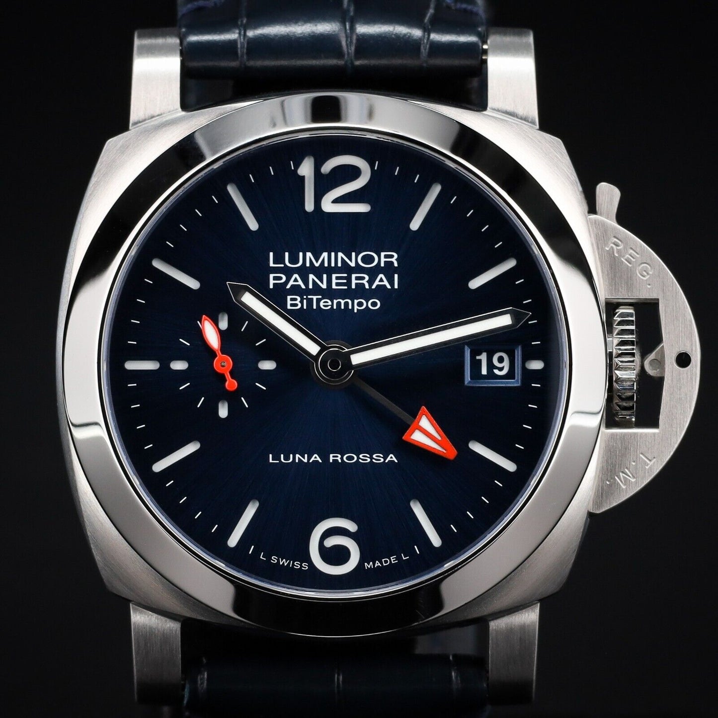 Panerai Luminor Quaranta Bitempo Luna Rossa - PAM01404