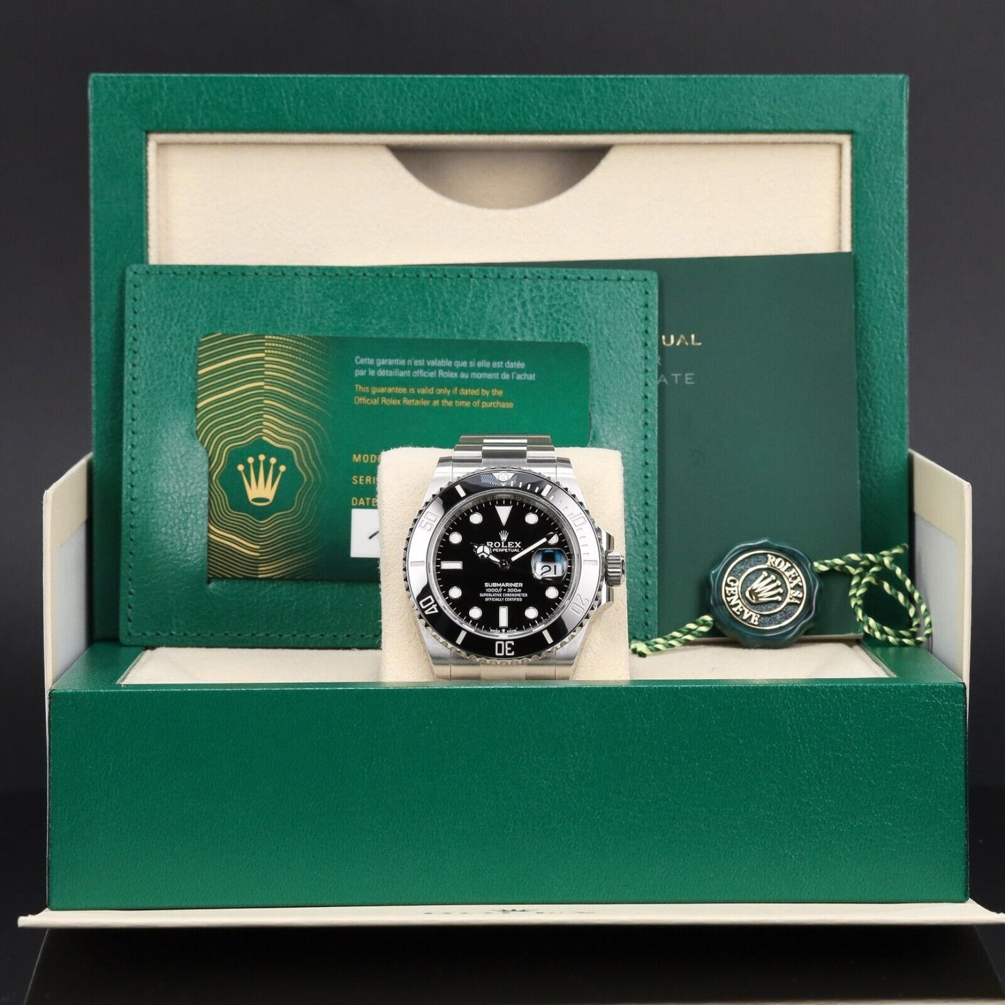 Rolex Submariner Silver Oyster Bracelet with Black Bezel-126610LN