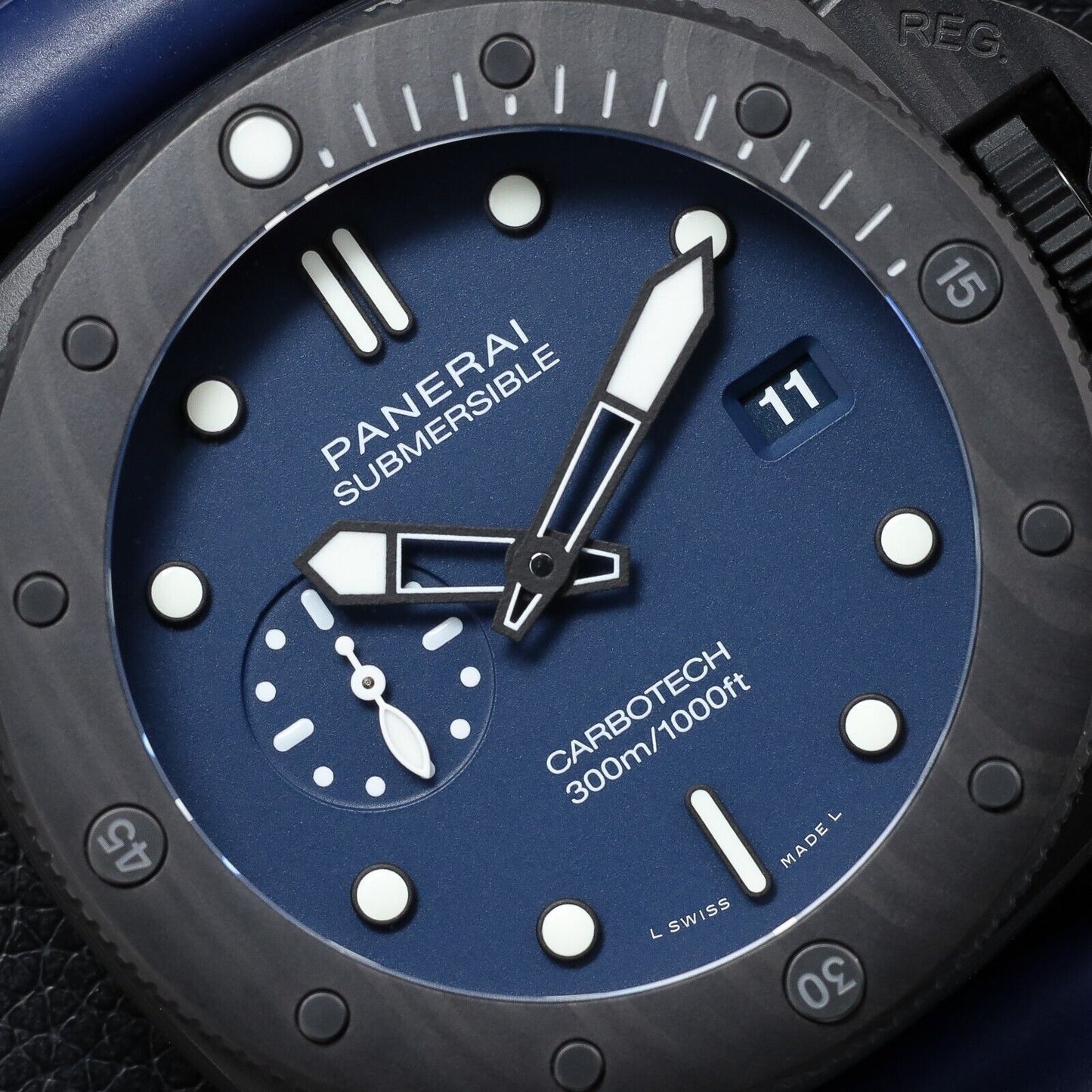 Panerai Submersible Carbotech Blue Men's Watch - PAM01232