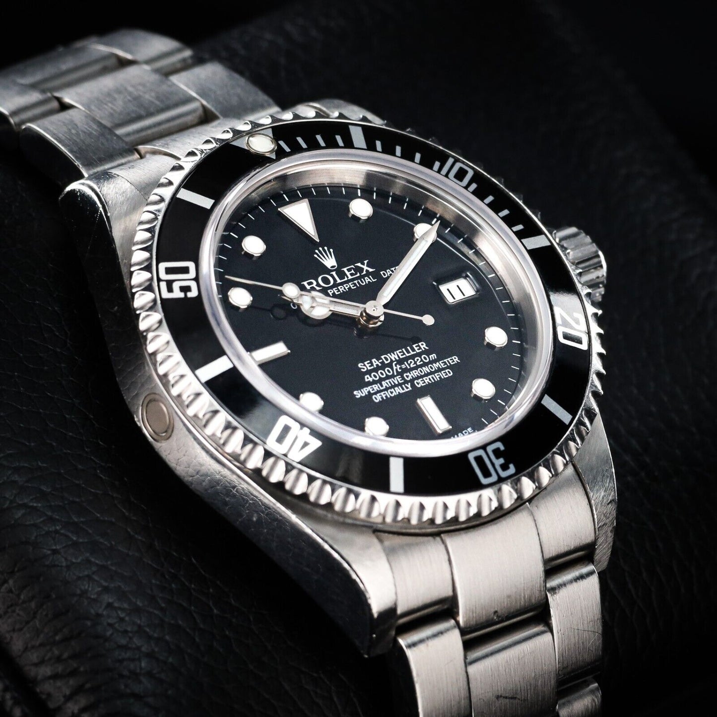 Rolex Sea-Dweller Silver Oyster Bracelet with Black Bezel-16600