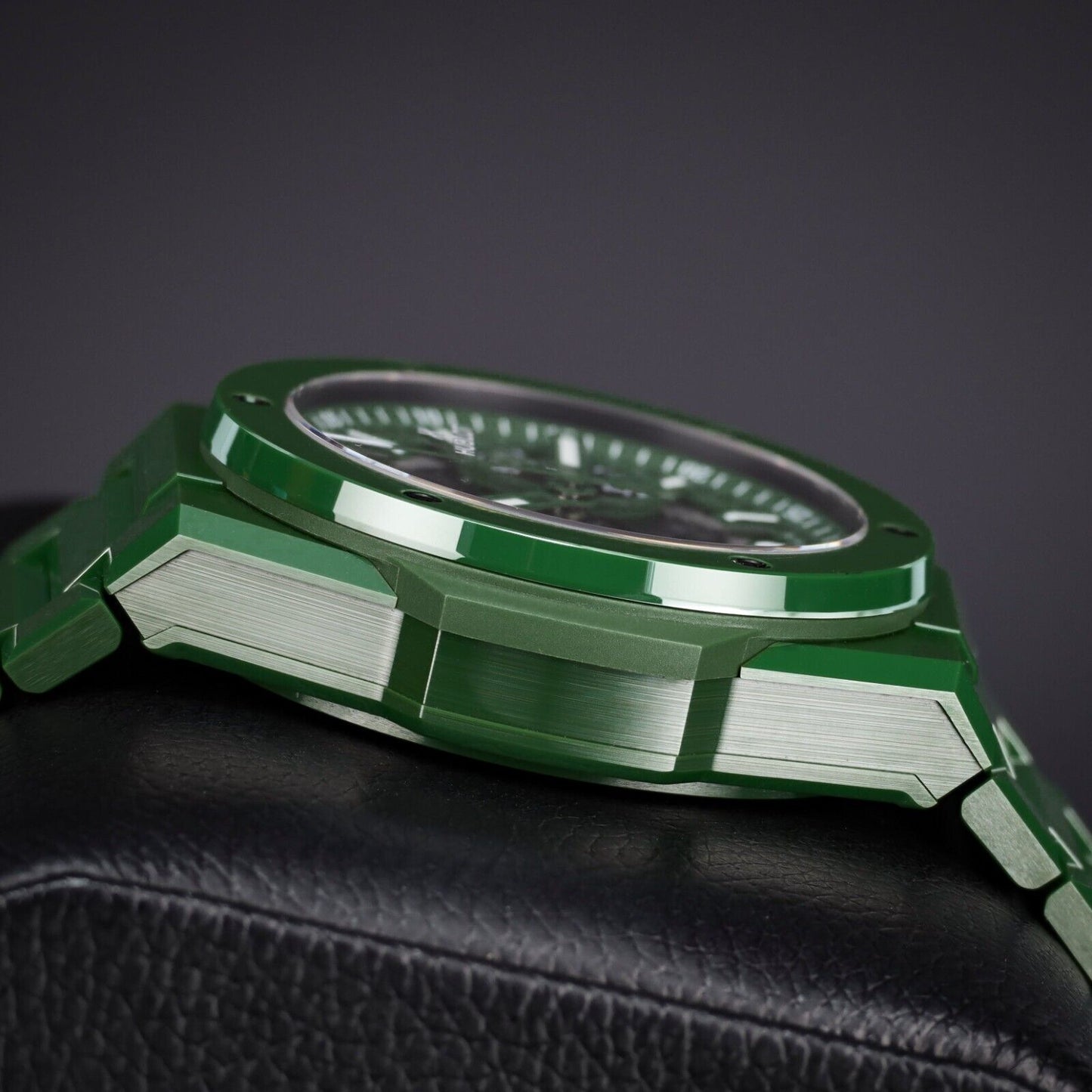 Hublot Big Bang 42 mm  Green Unico Integrated Ceramic Watch-451.GX.5220.GX